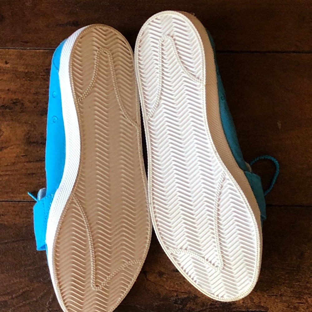 SALE❣️ Beautiful NIKE boatshoes ❤️ - Picture 3 of 3